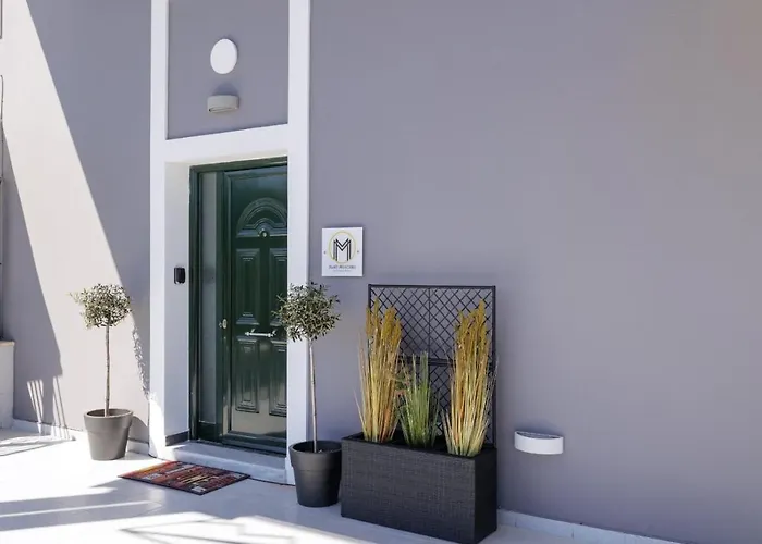 Mm Luxury Studios&villas Lägenhet Kompítsion