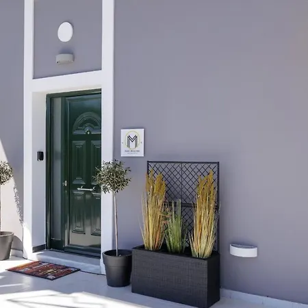 Mm Luxury Studios&villas Appartement Kompítsion